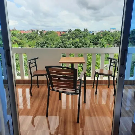 Realkhom Villa
